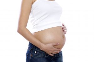 Am Ende der Schwangerschaft ist die Gefahr von Hautrissen besonders groß